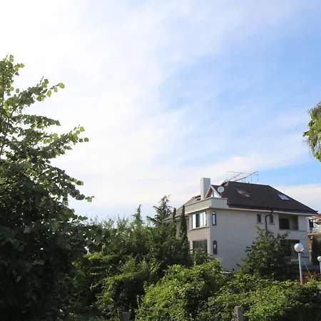 Villa Elmar